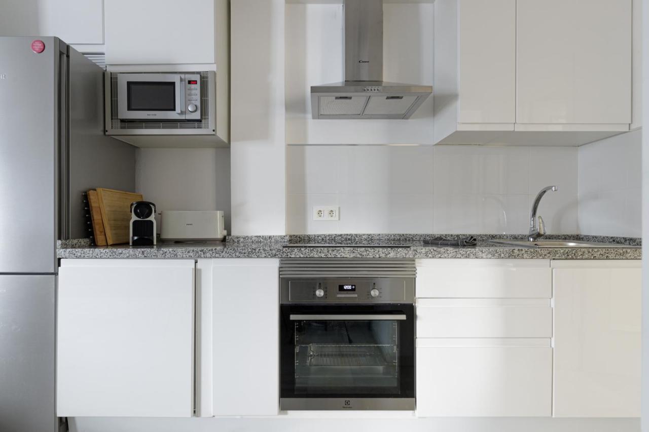 Caleta Homes - Apartamentos Pompidou Малага Екстериор снимка